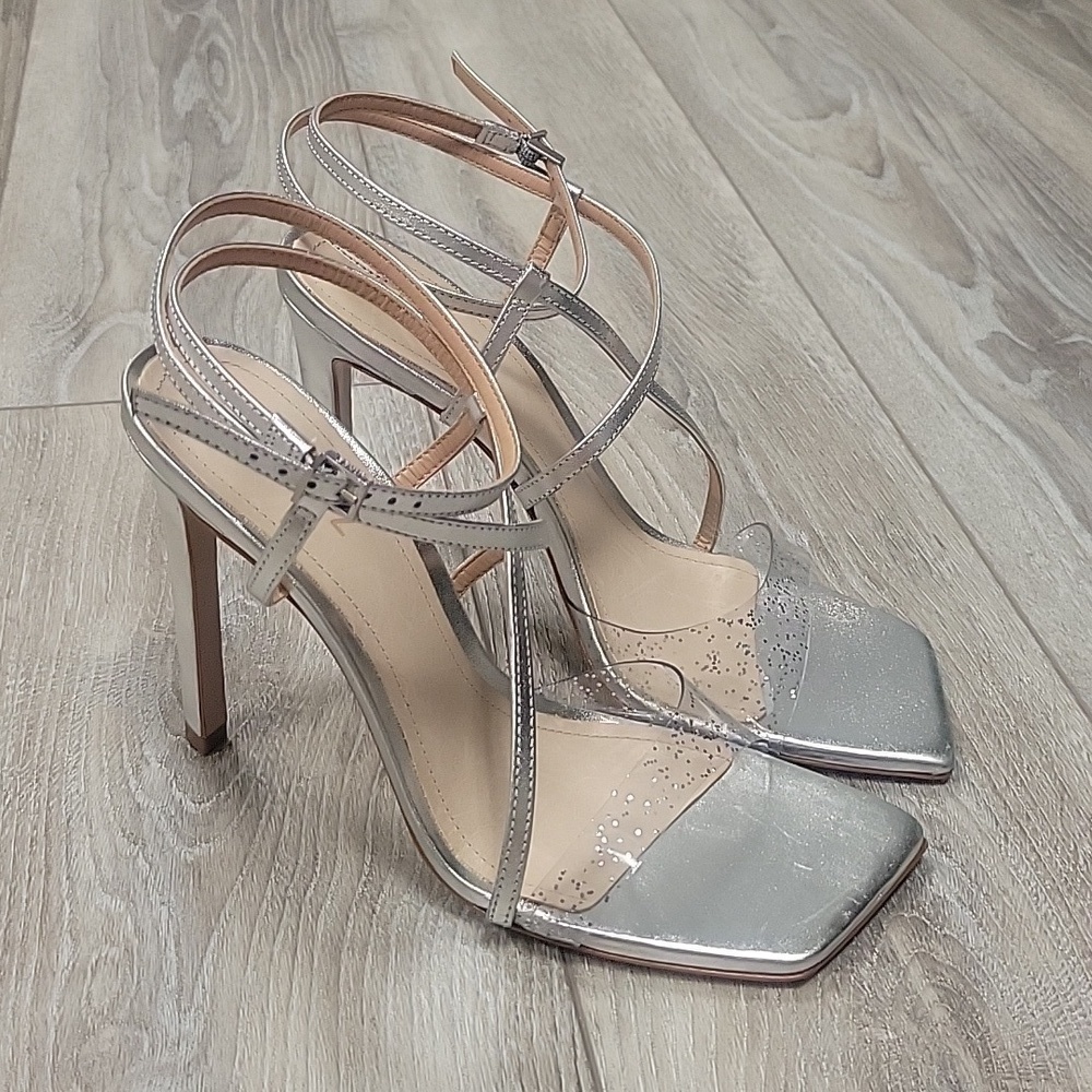 Schutz Size 9 1/2 Silver Aisha Leather & Vinyl Sandal NWT - Picture 4 of 11